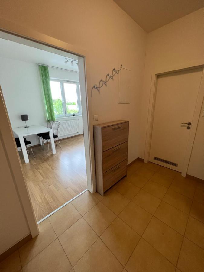 Apartment Prague-2 Rooms Free Parking מראה חיצוני תמונה