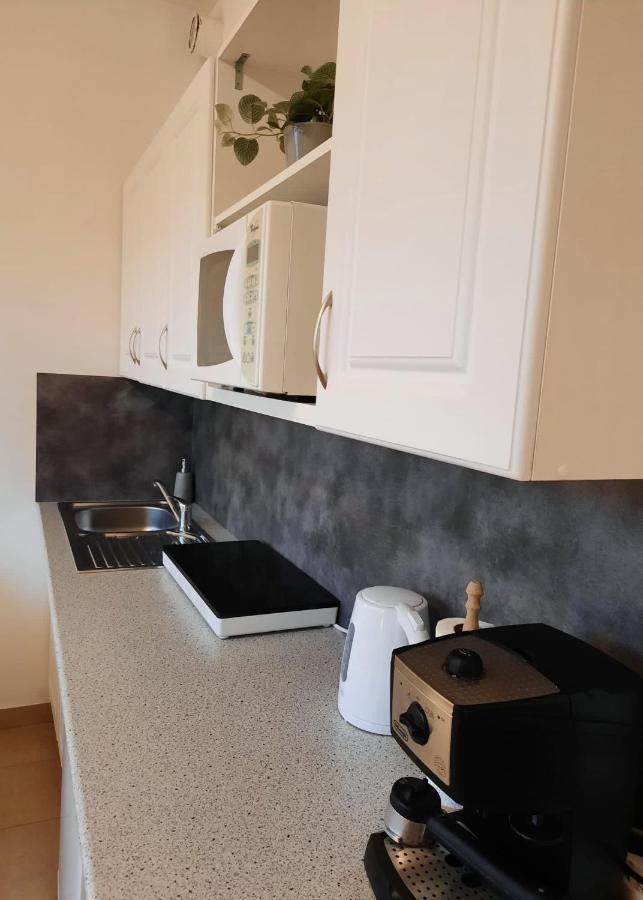 Apartment Prague-2 Rooms Free Parking מראה חיצוני תמונה